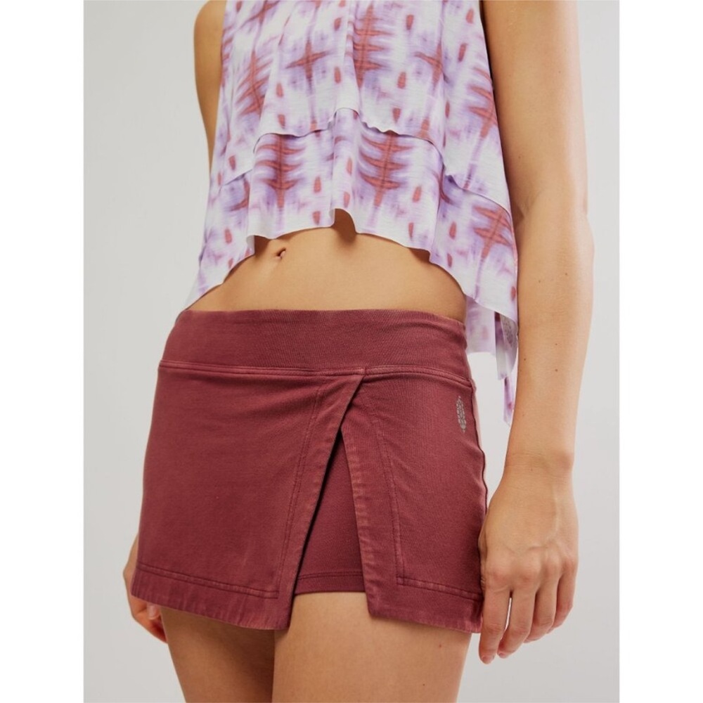 NWT FP MOVEMENT Hot Shot Mini Skort / Sour Cherry